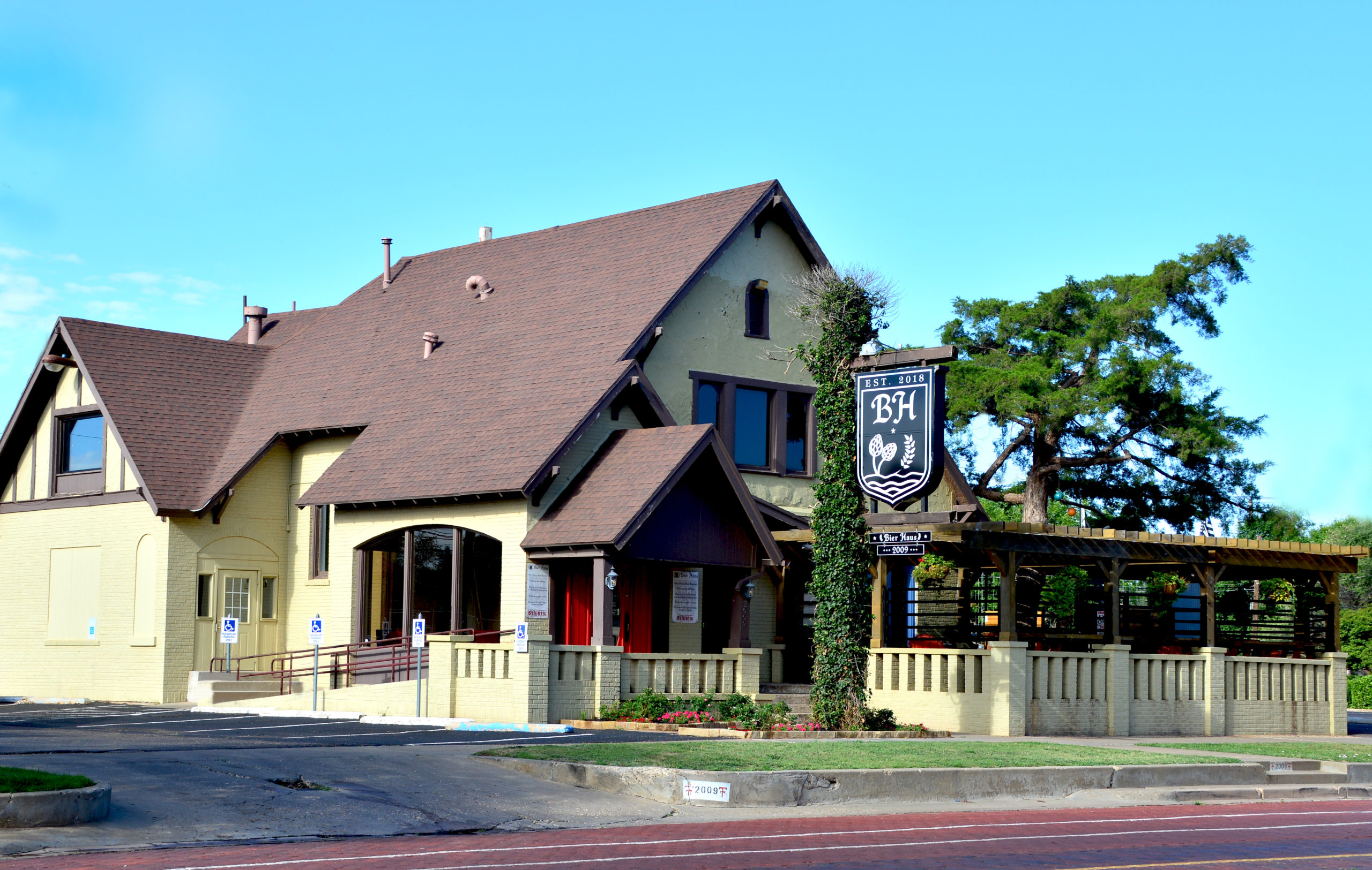 SPiVEY Bier Haus Lubbock 8pm Lubbock Cultural District